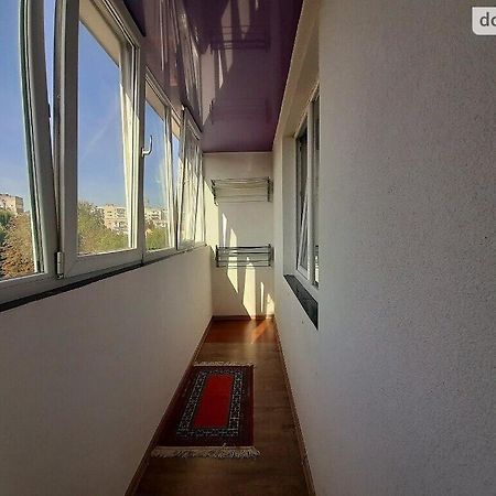 Family And Friends Apartment Ternopil Bagian luar foto